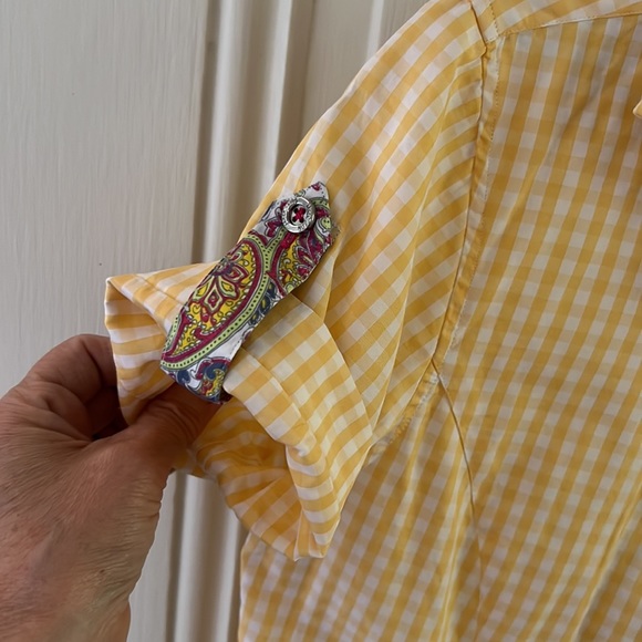 S/s super cute yellow and white small checker top. Size small petite. Like new. - Picture 4 of 6